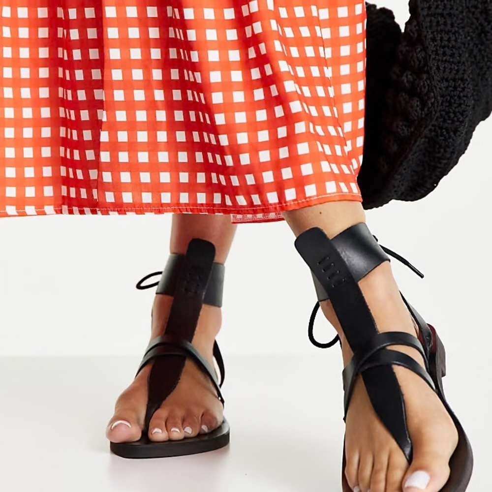 Matisse Sunnie Gladiator Leather Sandal Black 9M NWOB